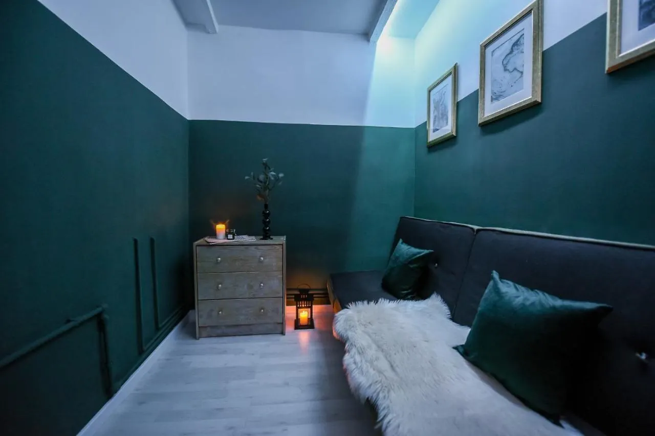 The Brancovanian Apartment - Cismigiu Park Bucharest