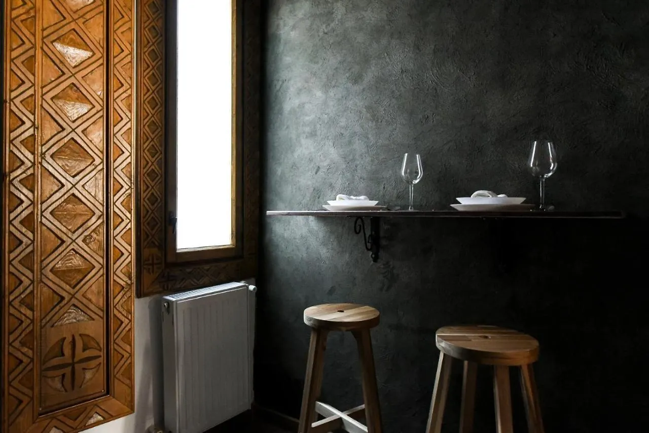 The Brancovanian Apartment - Cismigiu Park Bucharest Romania