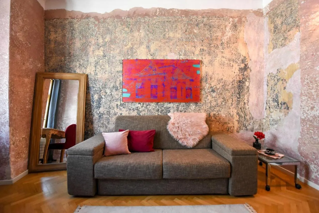 The Brancovanian Apartment - Cismigiu Park Bucharest
